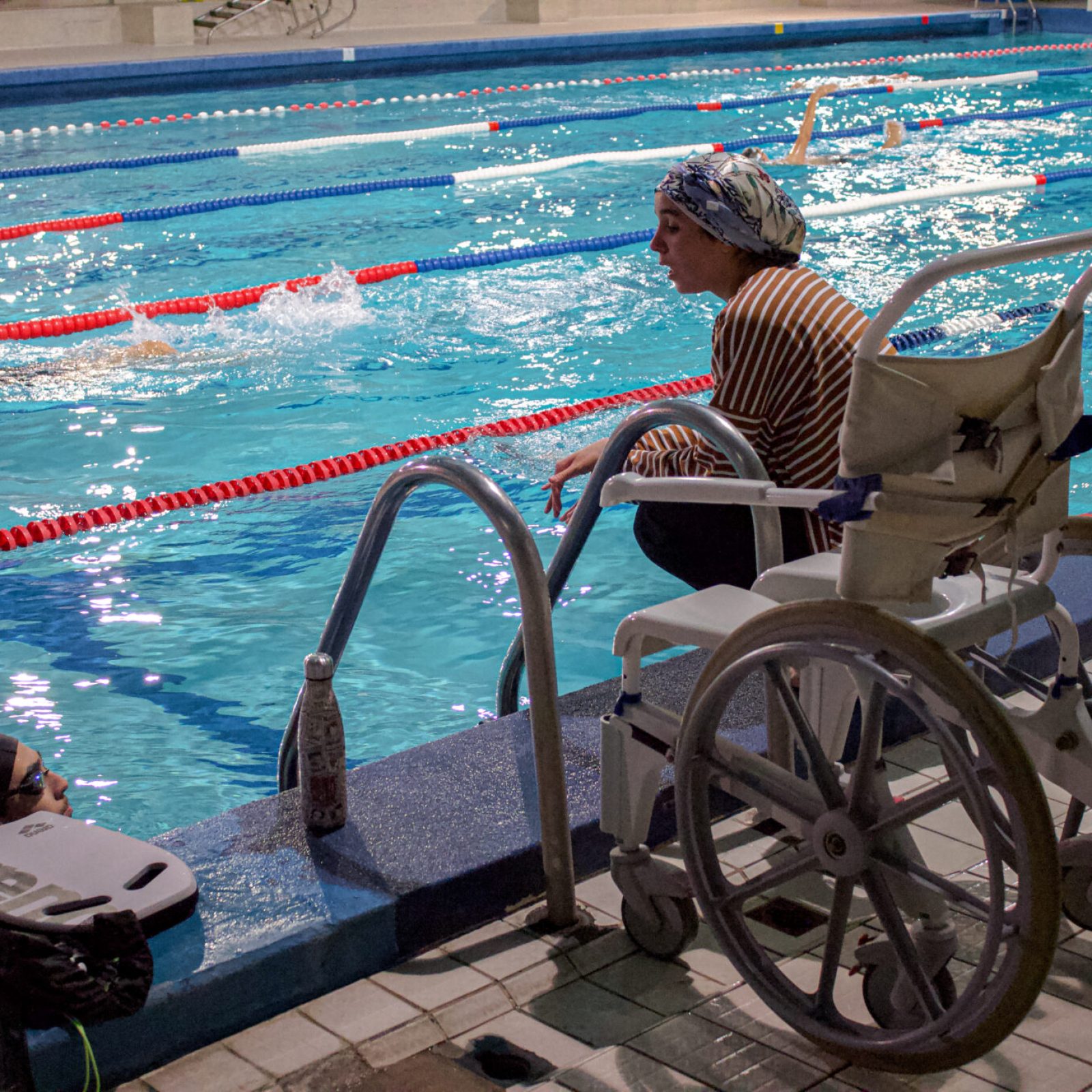 Mise à l’eau d’un jeune handicapé